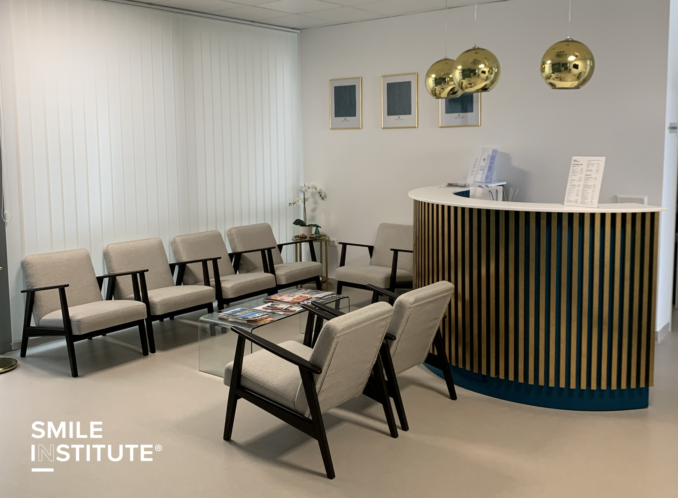 ©Dr. Dominik Nagy Oral Surgeon & Aesthetic Implantologist - Smile Institute® Hungary, Budapest